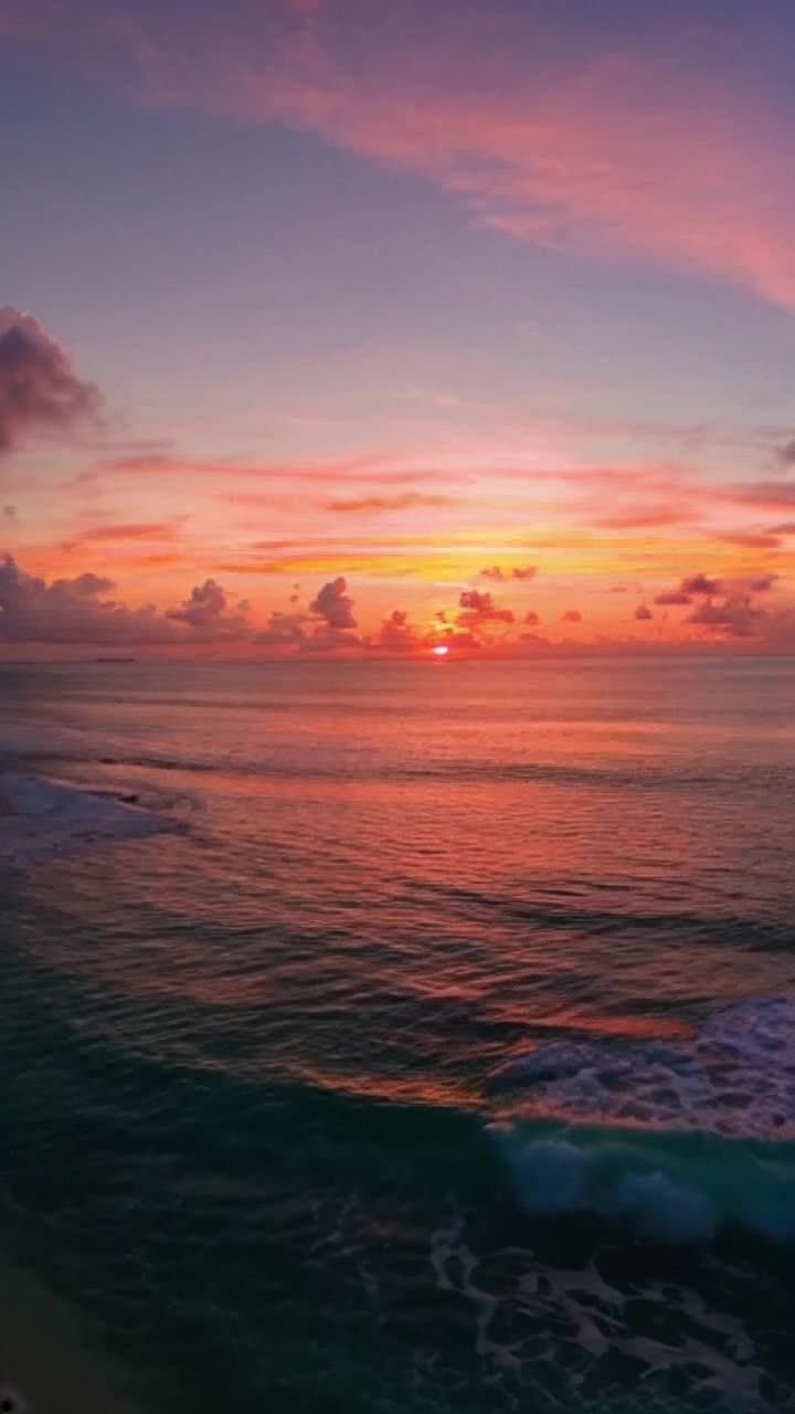 SUNSET ON A TROPICAL ISLAND video of most beautiful sunset in a paradise island golden sunset with soothing waves and winds with waves sound RELAXING SUNSET 