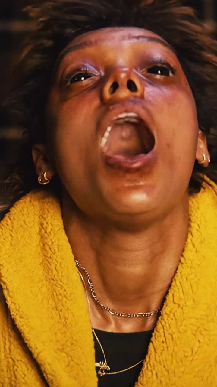 make her shake and move