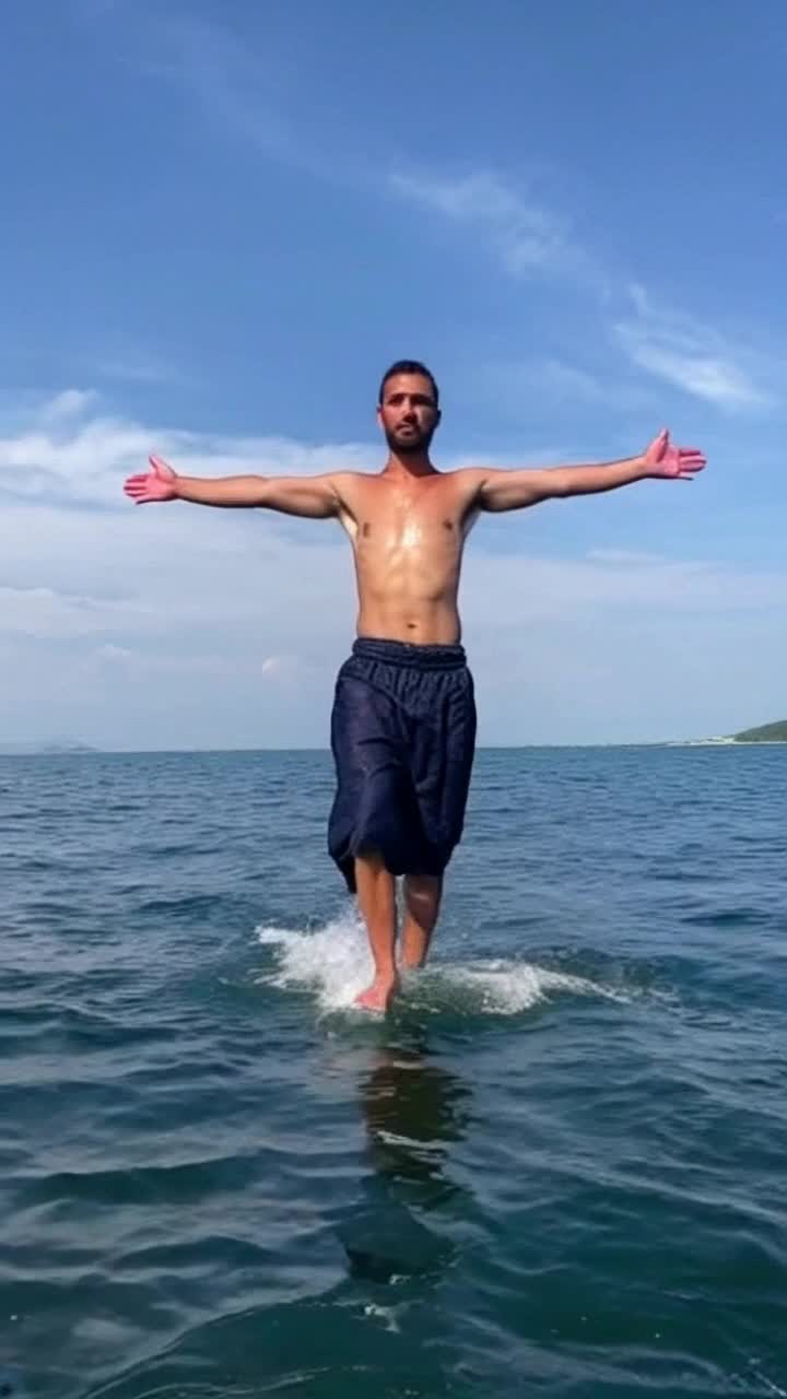 Yesus berjalan di atas air