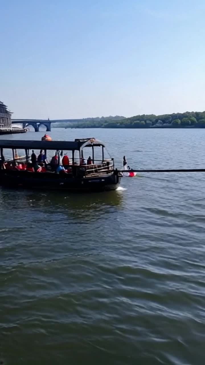 A fun ride next to the Paddle Ferry as it slo  I did not press that Paddle Ferry as it slowly drifts down the river, not up, people in intertubes attached by ropes to the sides of the ferry are safely pulled along  Thanks 