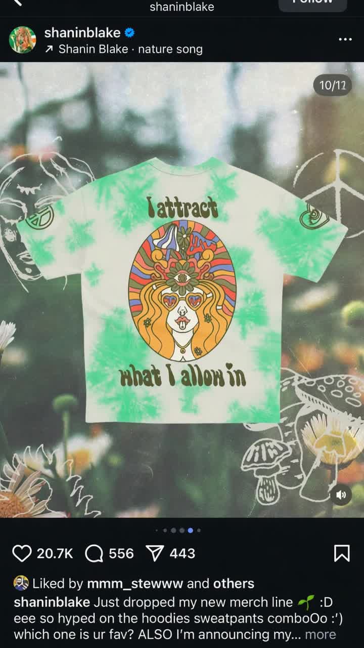 The face in the shirt sings