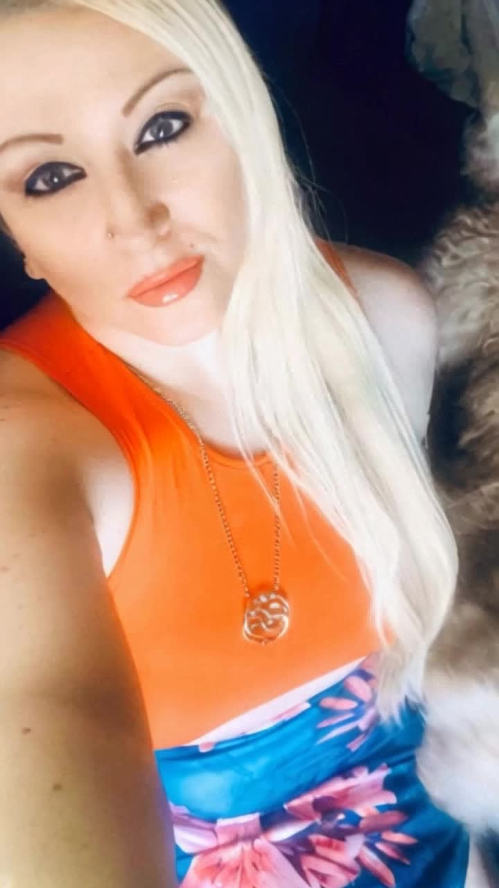 make her dance slowly